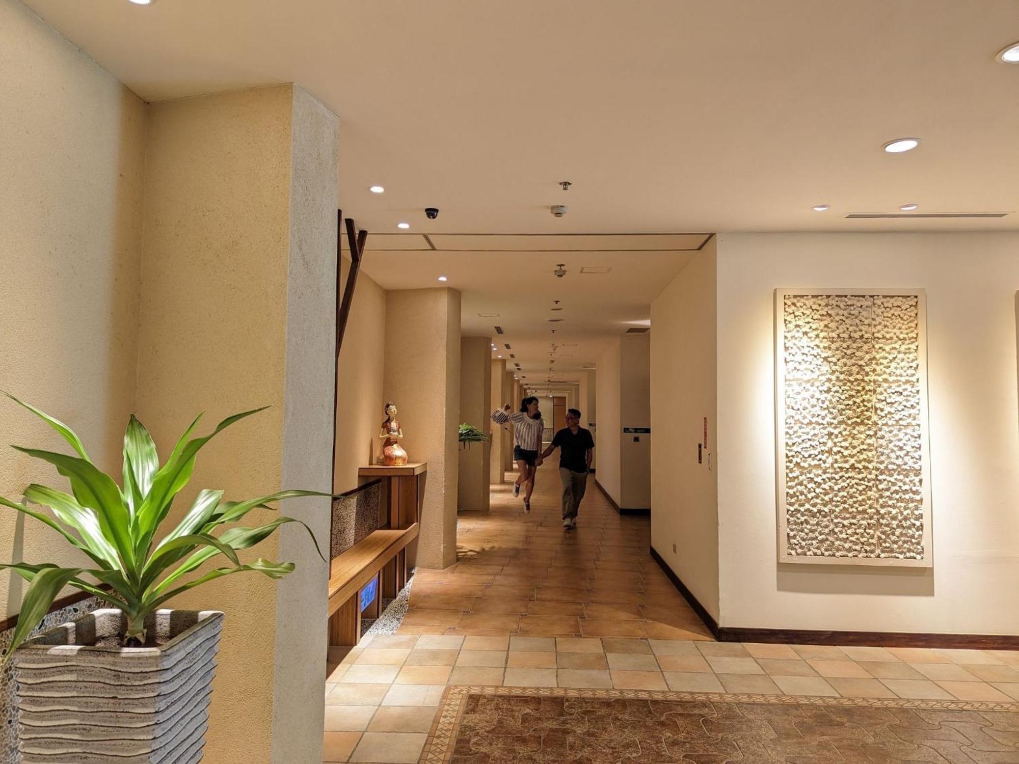 ฮาวเวิร์ด บีช วิลลา Hotel เขิ่นติง ภายนอก รูปภาพ