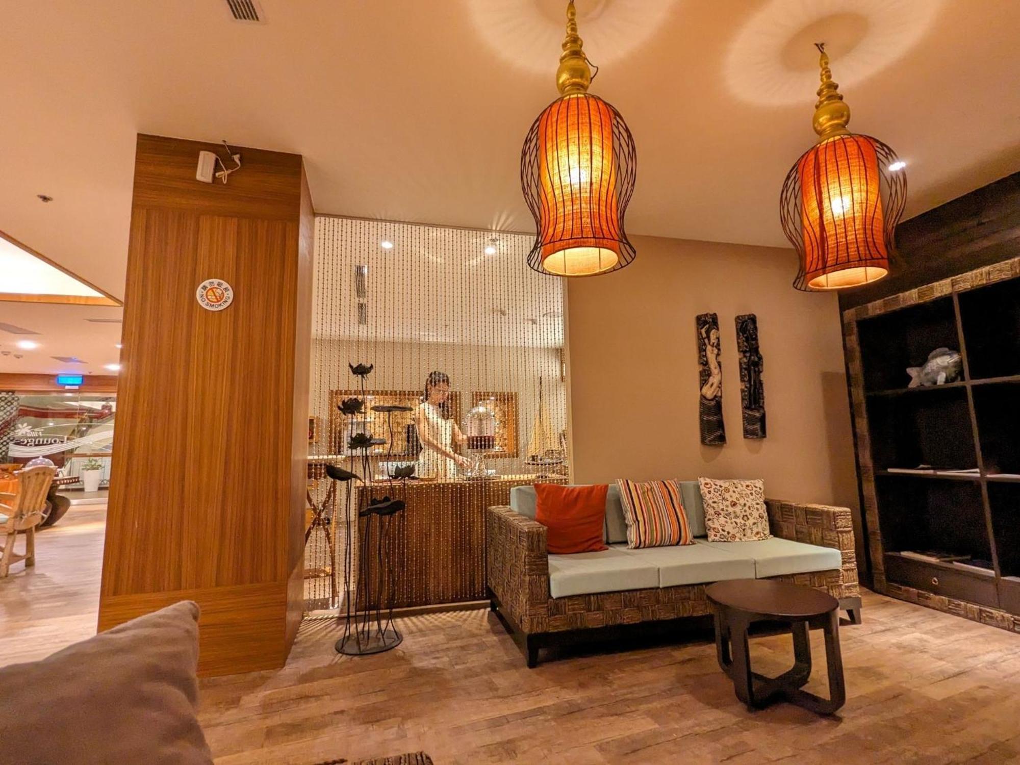 ฮาวเวิร์ด บีช วิลลา Hotel เขิ่นติง ภายนอก รูปภาพ