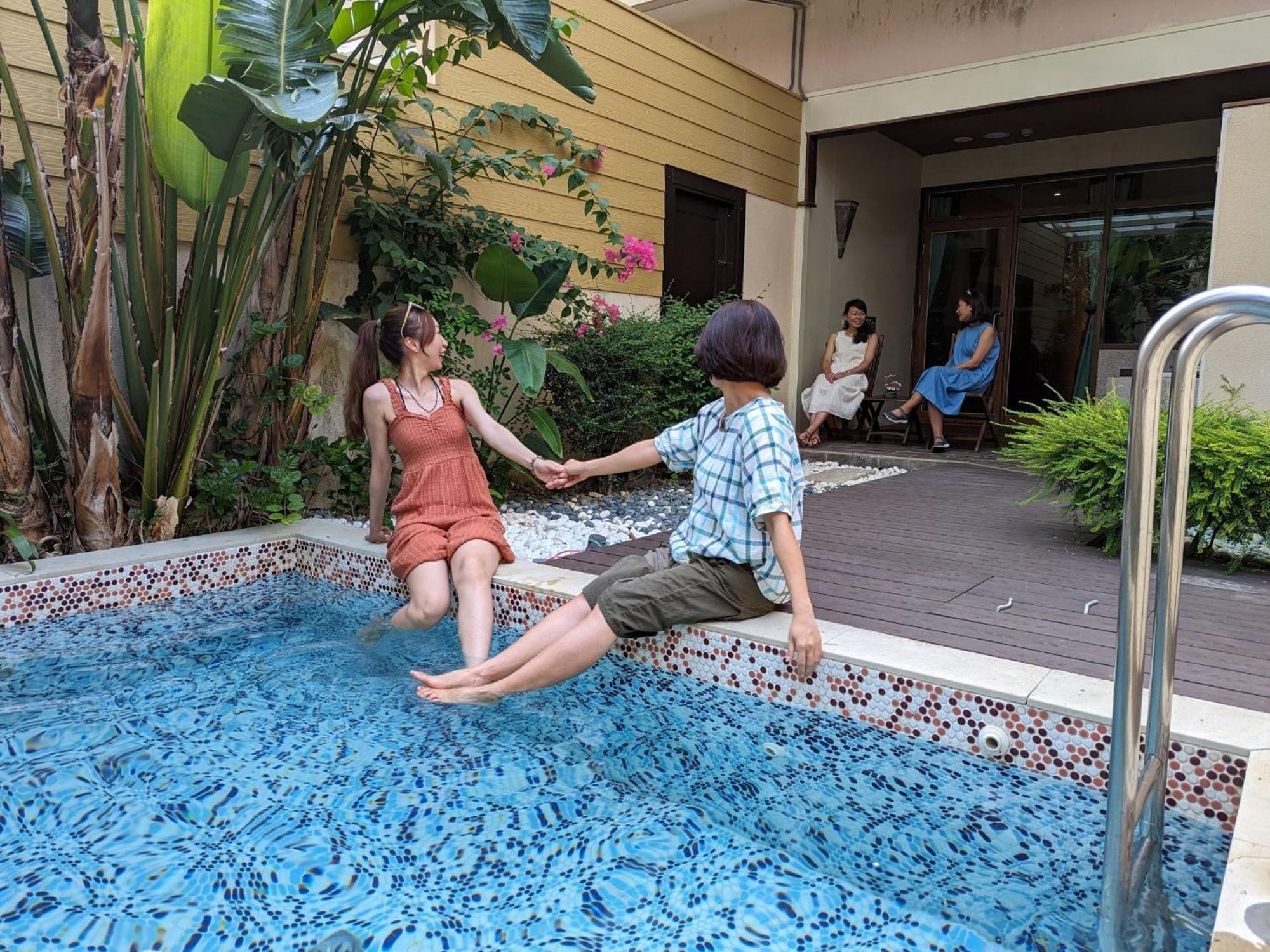 ฮาวเวิร์ด บีช วิลลา Hotel เขิ่นติง ภายนอก รูปภาพ