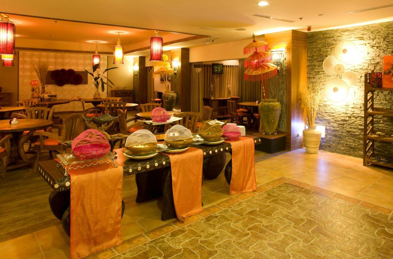 ฮาวเวิร์ด บีช วิลลา Hotel เขิ่นติง ภายนอก รูปภาพ
